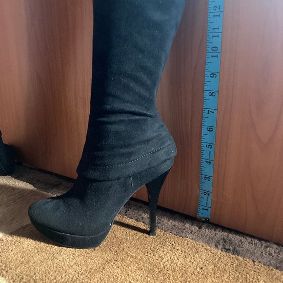 Guess Size 6 thigh high black suede platform boots - Picture 1 of 7